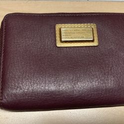 Marc Jacobs Leather Zipper Wallet