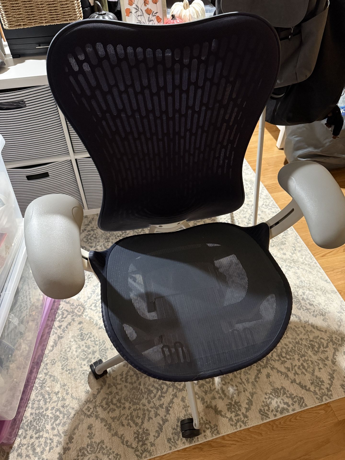 Herman Miller Mirra 2 Office Chair