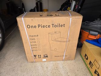Brand new one piece toilet