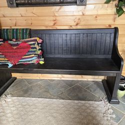 entryway farmstyle wooden bench