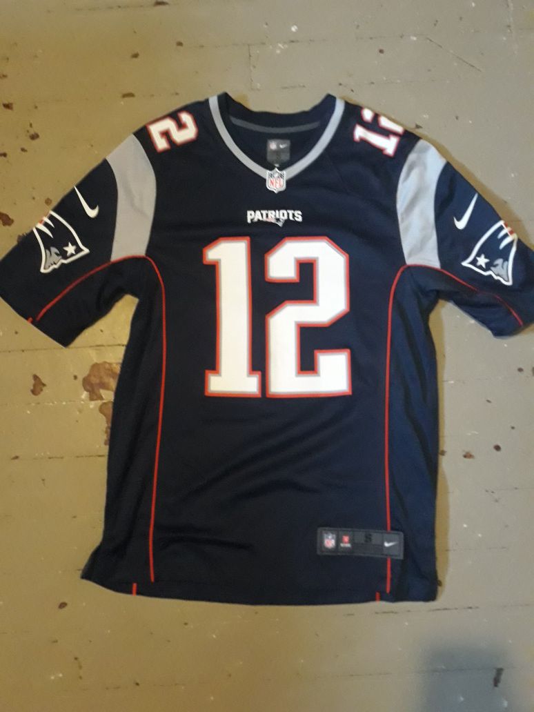 Tom Brady Patriots jersey, size small, never worn