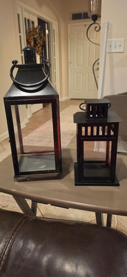 Set of candle lanterns