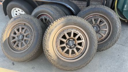 Tires Toyota rav 4
