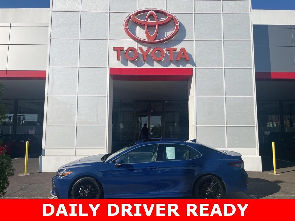 2024 Toyota Camry Hybrid