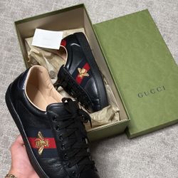 GUCCI SHOES