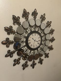Wall Clock With Mirror Design