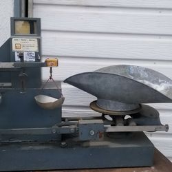 Big scale vintage Pennsylvania scale