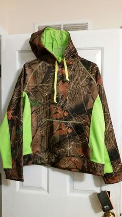 Womens XL Soft Shell hoody Multi colored green camo.