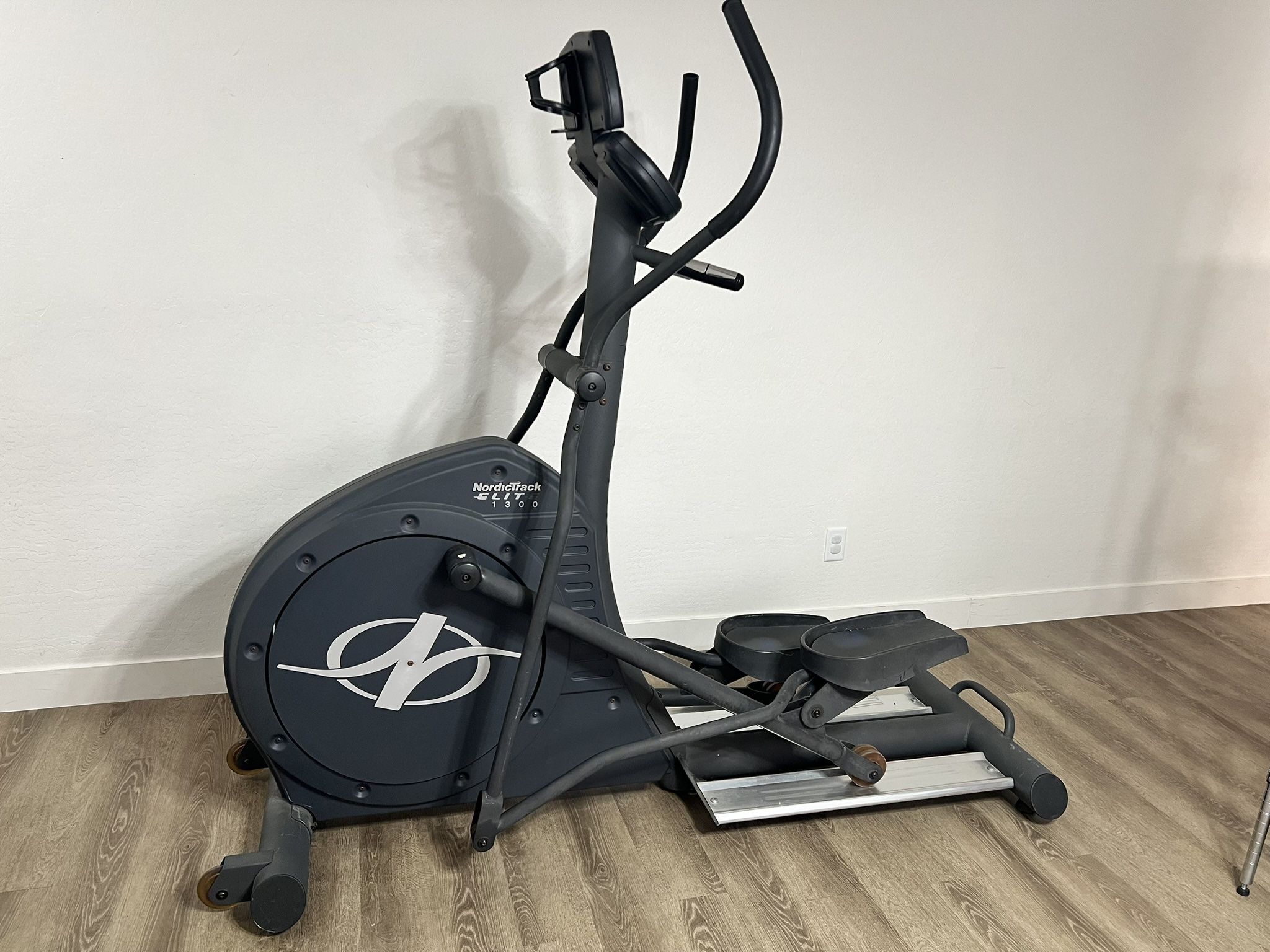 Elliptical NordicTrack Elite