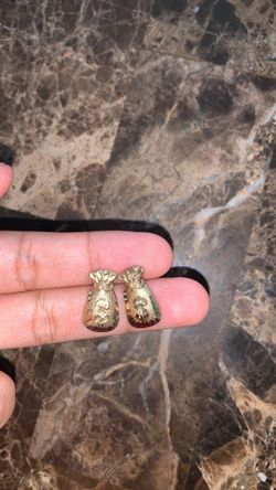 Moneybag earrings