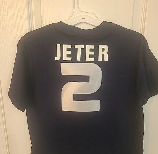 NY YANKEES DEREK JETER YOUTH TEE SHIRT SIZE L