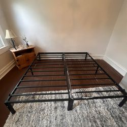 Twin Size Metal Frame 