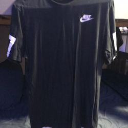 Nike T-shirt