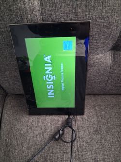 Digital insignia picture frame 40$