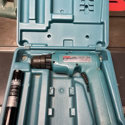 Makita Cordless Drill 