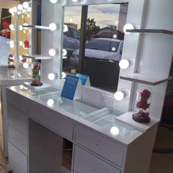 Vanity Black Frey Or White 