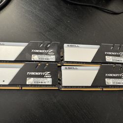 4x 8GB (32GB) G.SKILL Trident Z Neo  DDR4 RAM