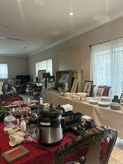 ESTATE SALE  THIS WEEKEND FRIDAY / 23  SAT / 24 SUNDAY / 25
