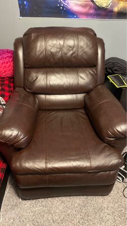 Recliner worth $700