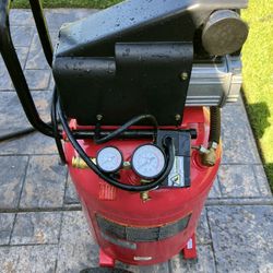 Craftsman Air Compressor 1HP 12 GAL 