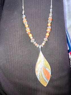 Salmon Enamel Rhinestone Beaded Leaf Pendant Adjustable Necklace