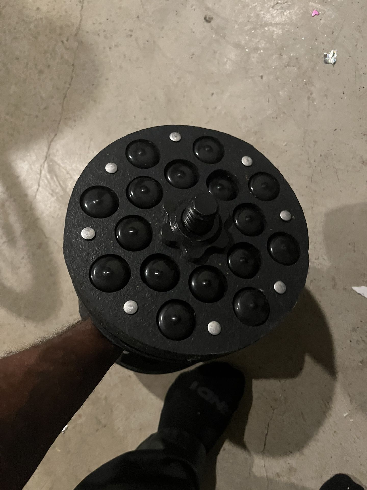 Adjustable dumbbells 