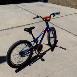 Kids 20” Specialized Hotrock Bike – Great Condition! 🚲