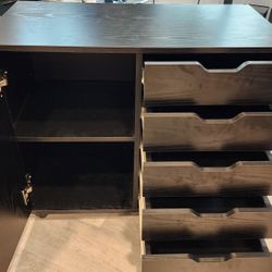 5 drawer wood dresser chest with door