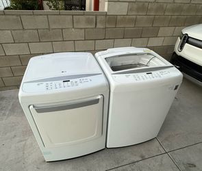 LG Washer & Dryer Combo