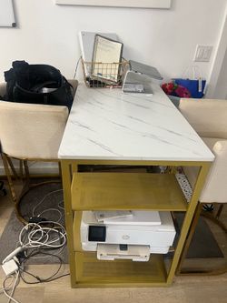 White/Gold High Table