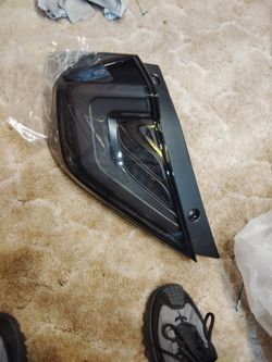 (contact info removed)1 Honda Civic Drivers Tail Light