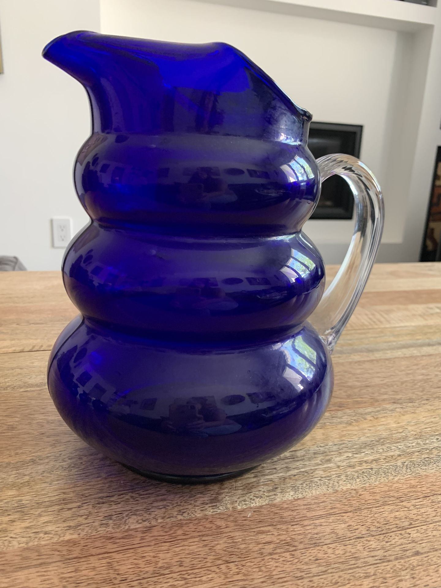 1930 Art Deco 64oz Louie Glass Pitcher