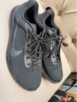 Nike shoes size 10.5 men