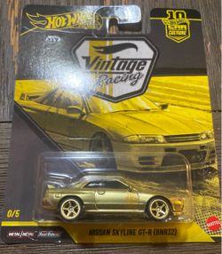 Hot Wheels Premium Nissan Skyline GT-R BNR32 Car Culture