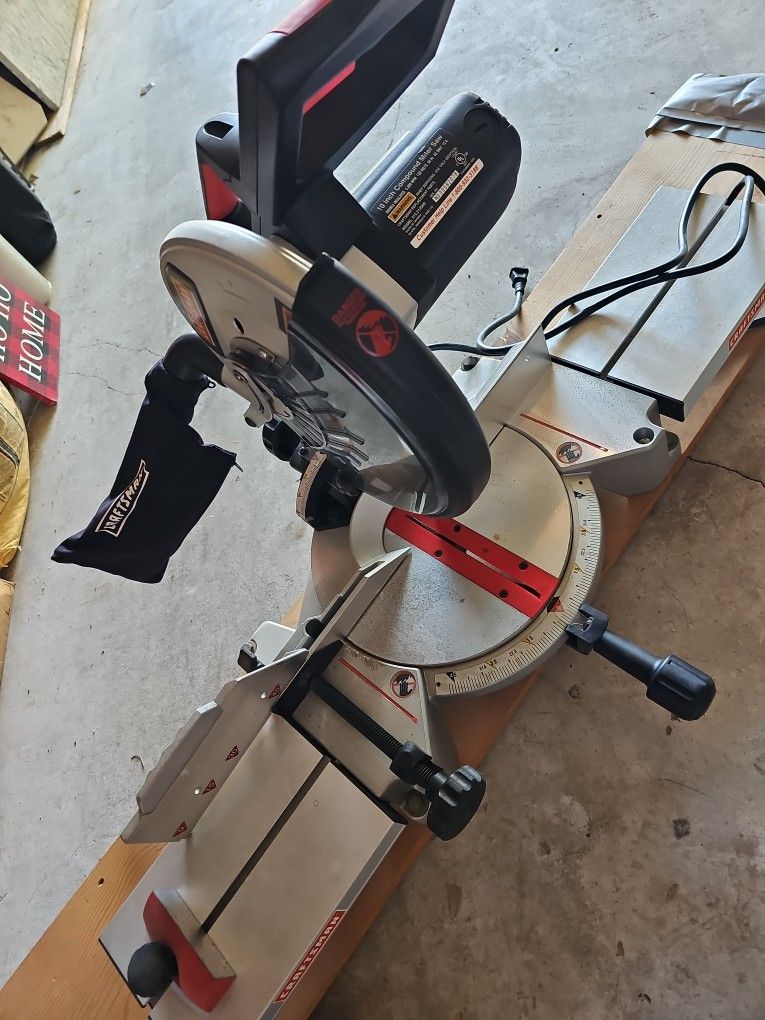 Craftman 10" Compound Miter Saw