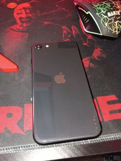 Iphone SE ( Unlocked)