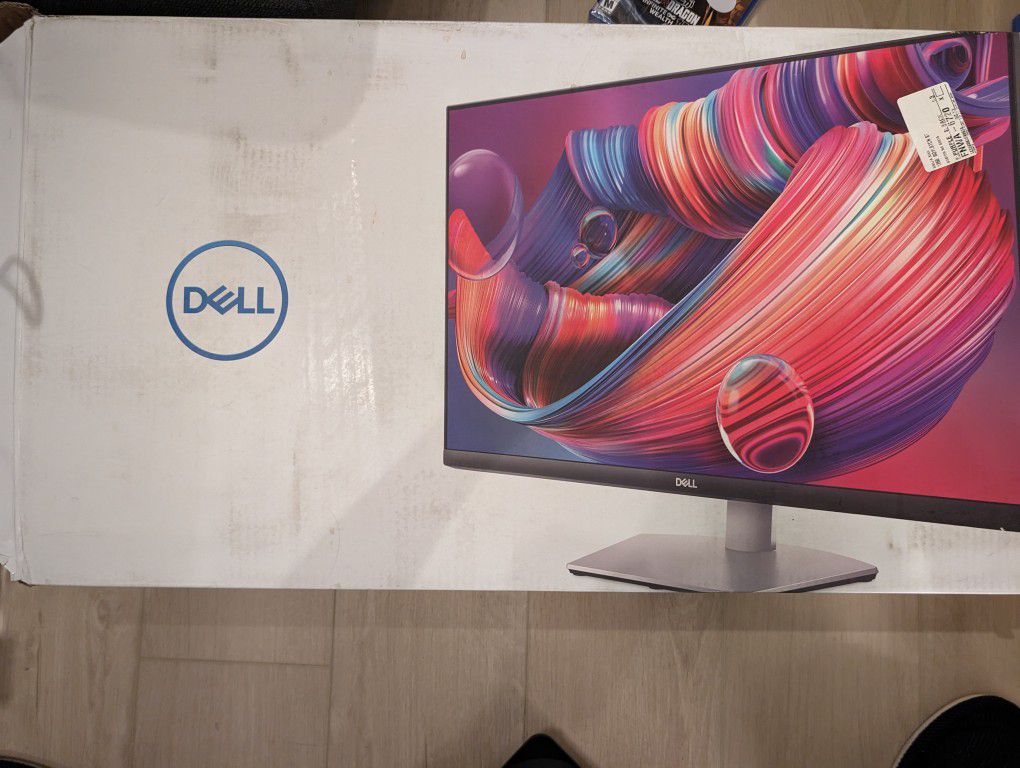 Dell S2722QC 27" 4K USB-C Monitor - Excellent Condition, Price Firm