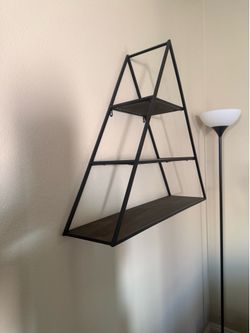 Triangle shelf