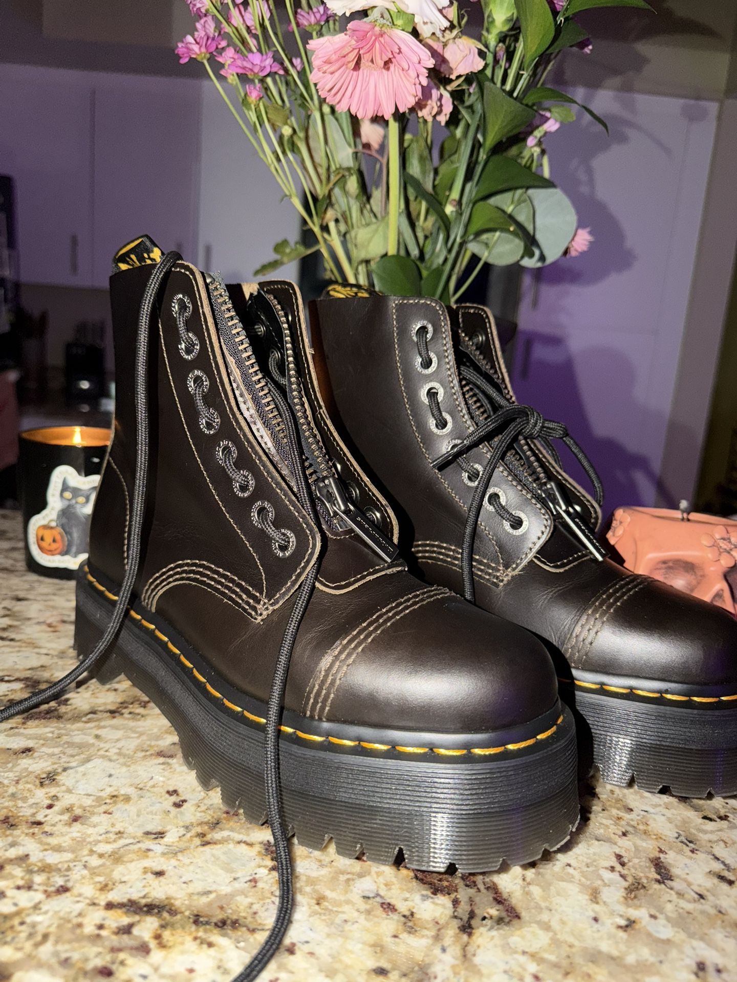 Dr.Martens boots