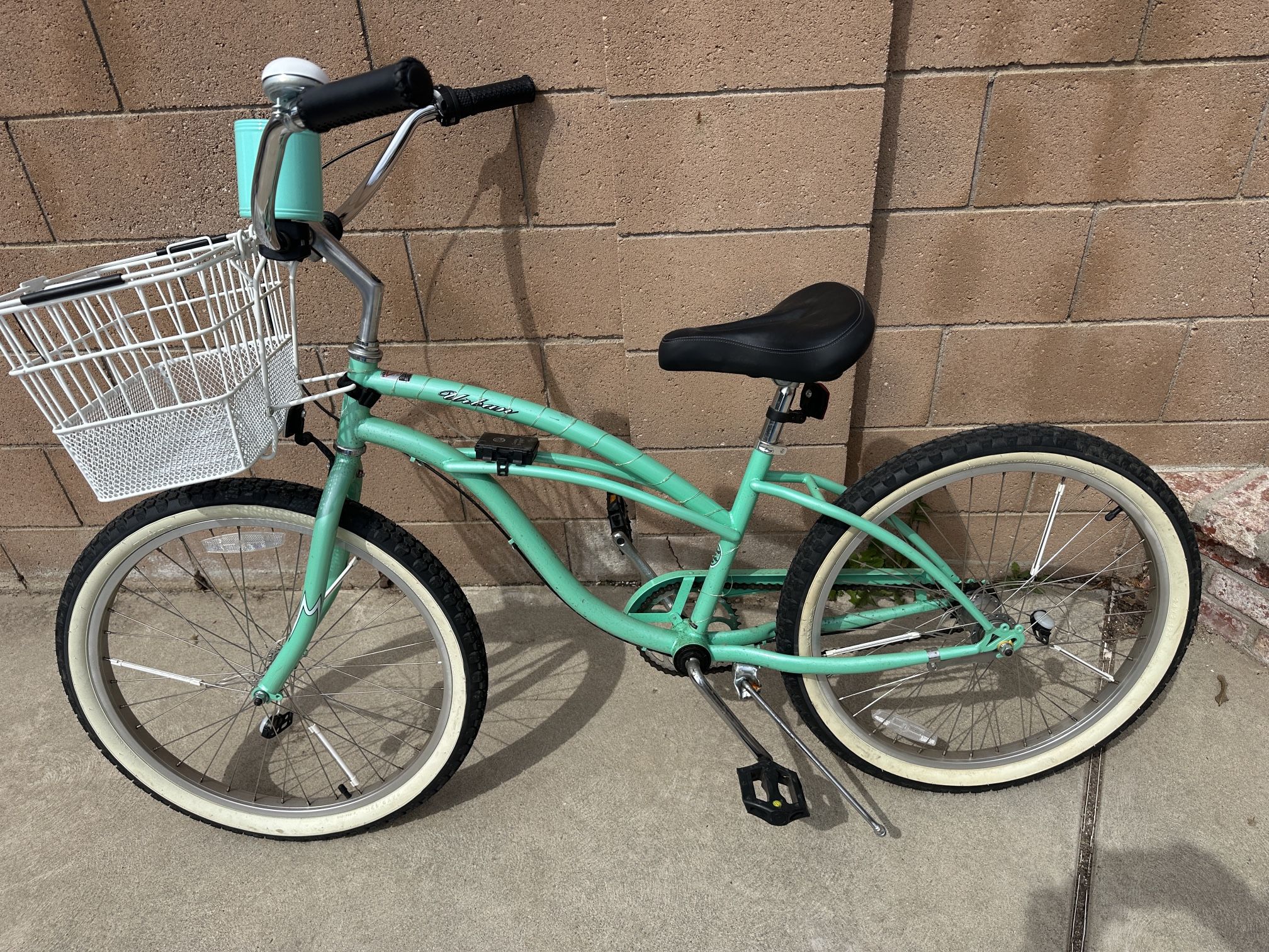 Firm Strong Urban Beach Cruiser