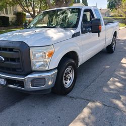 2015 Ford F-250 Super Duty Crew Cab 