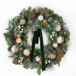 Member's Mark Pre-Lit 32" Decorated Wreath $29.99