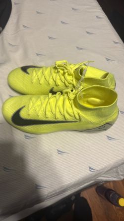 Nike mecurial size 8