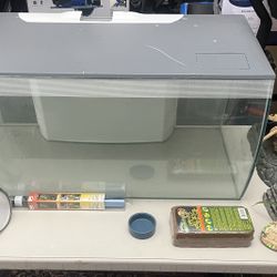 Fluval 30 Gallon Terrarium with Accessories 
