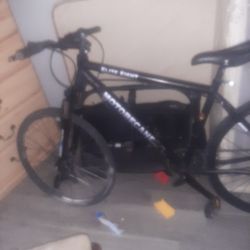 17.5in Matte Black 2022 Motobecane Elite Eight DISC Brake Hybrid Bicycle