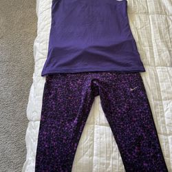 Size Large Nike Workout Fit