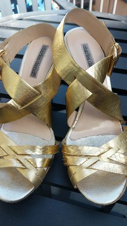 Charles David gold wedge sandals size 8 located in North Park