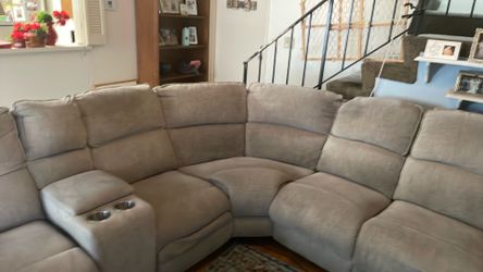 Sectional with 3 recliners