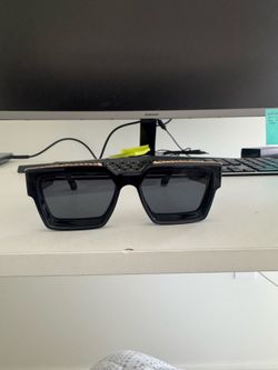 Louis Vuitton Millionaire Shades Black