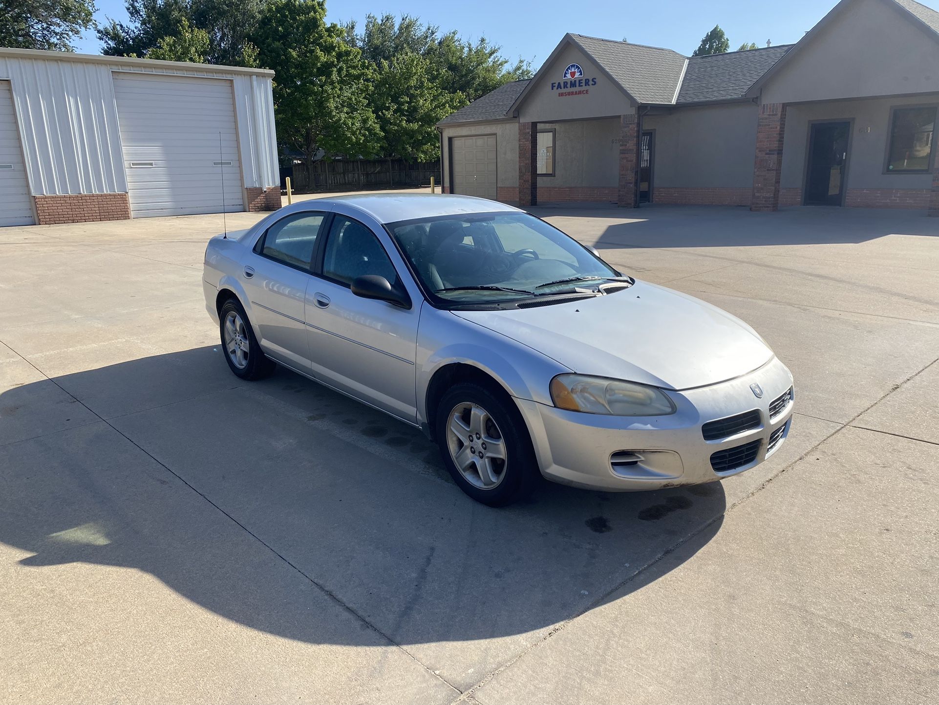 2002 Dodge Stratus for Sale in Wichita, KS - OfferUp
